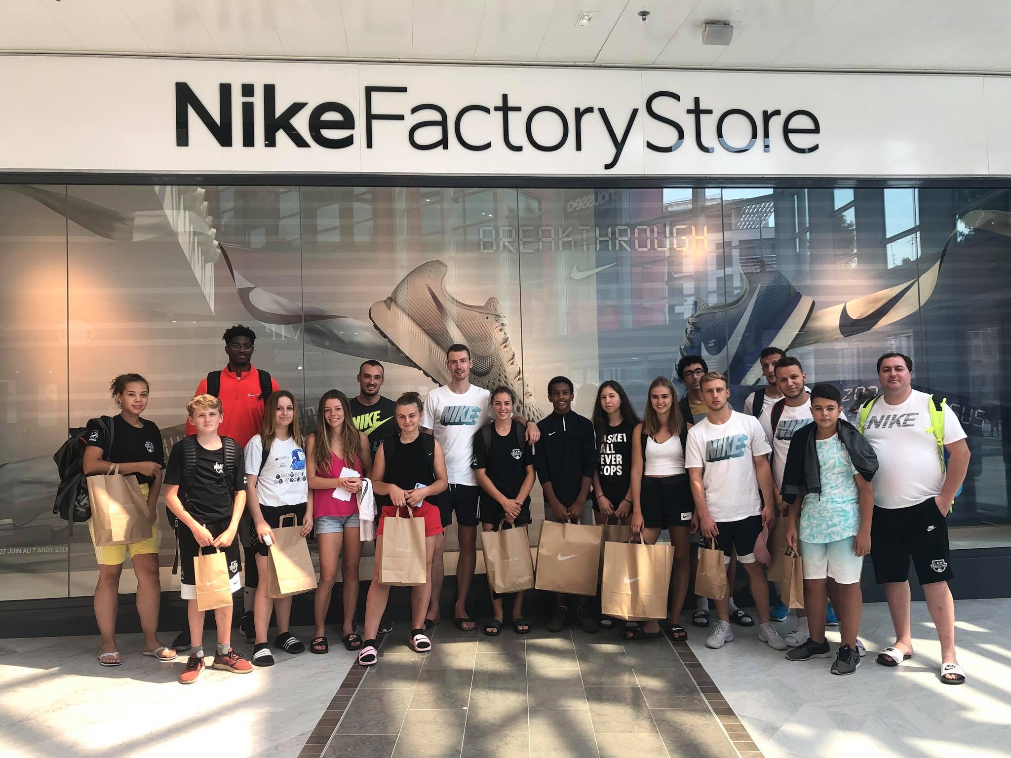 Photo L&W Basketball Camp