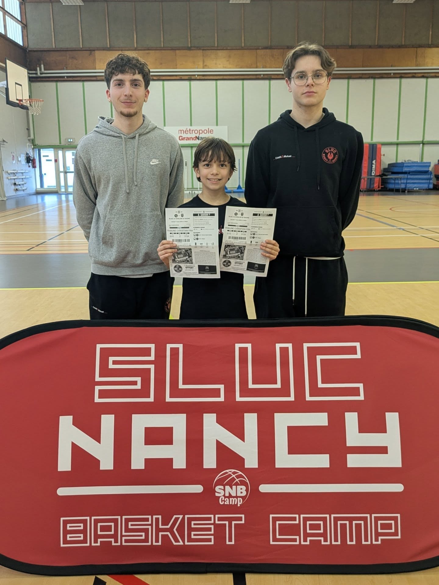 Photo Stage SLUC Basket