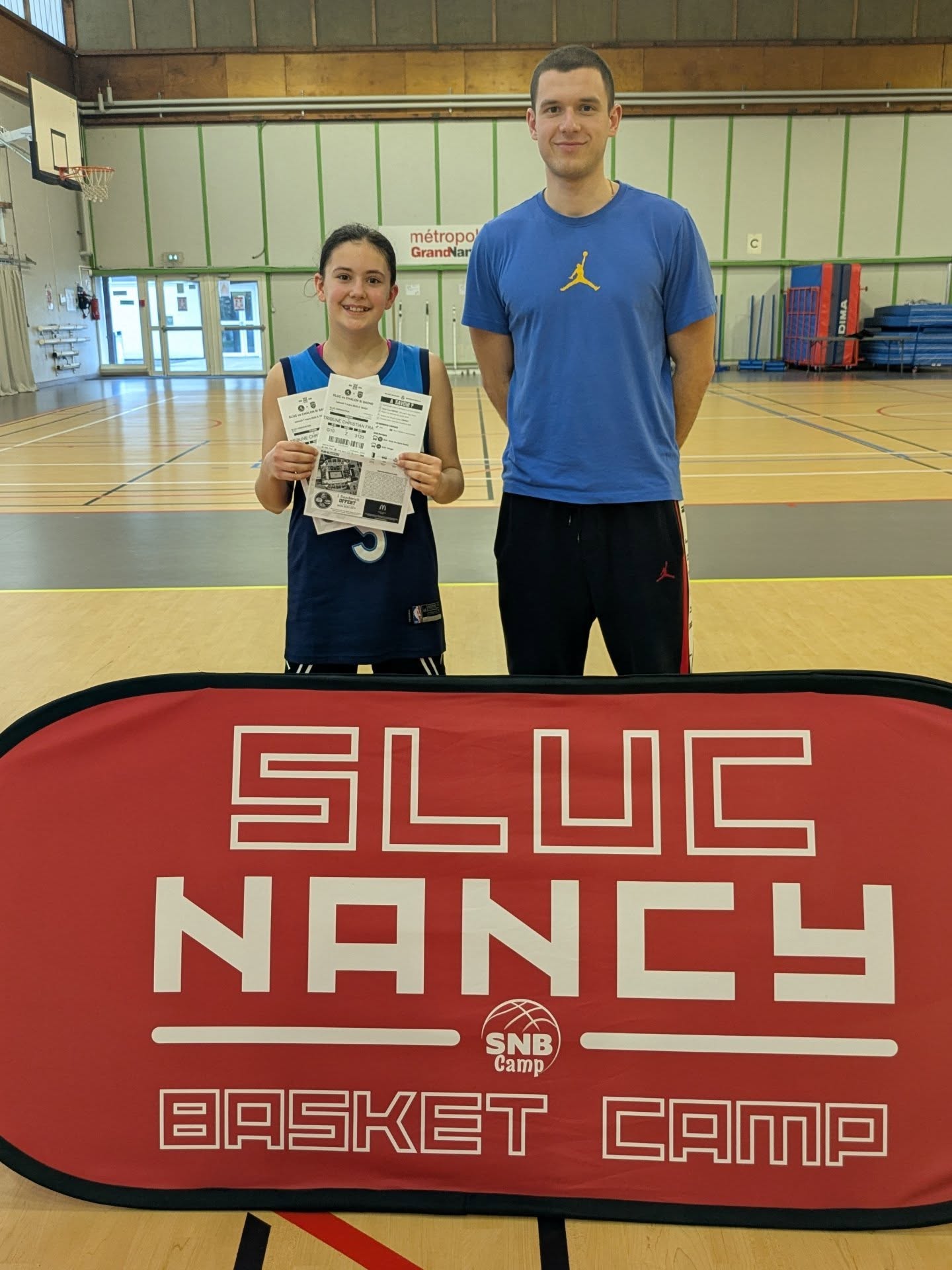 Photo Stage SLUC Basket