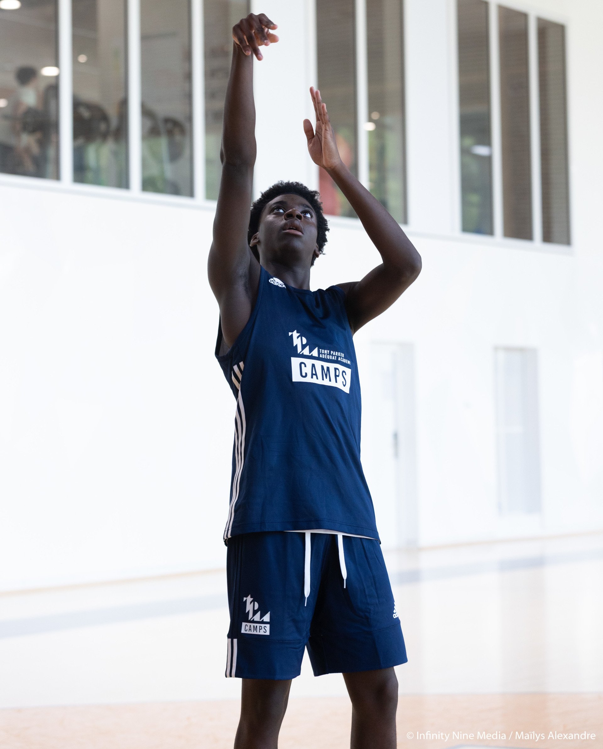 Photo Tony Parker Adéquat Academy